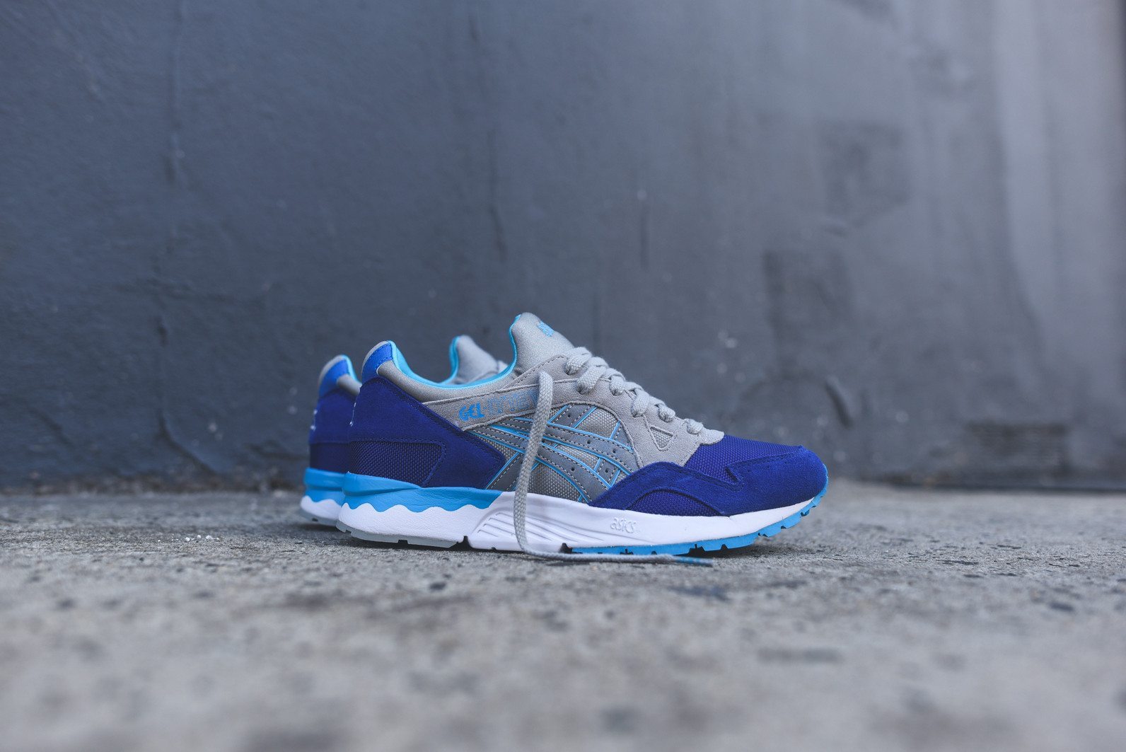 Asics Gel Lyte V Dark Blue Light Grey 1