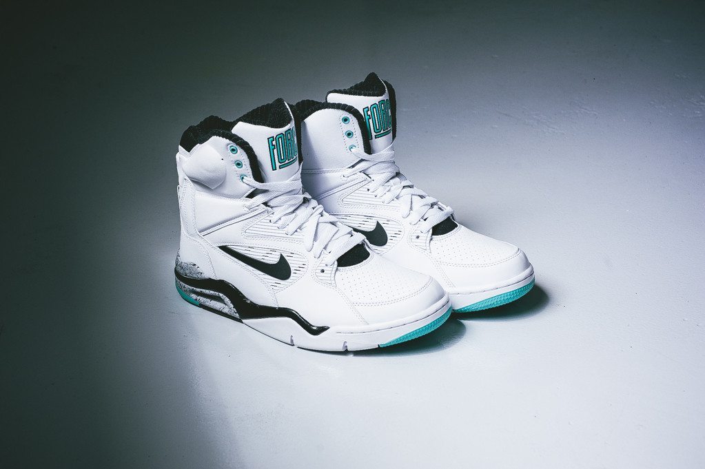 Nike Air Command Force White Wolf Grey 1