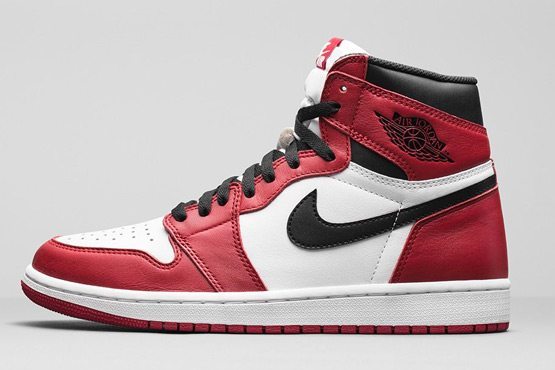Air Jordan 1 Retro High OG Varsity Red