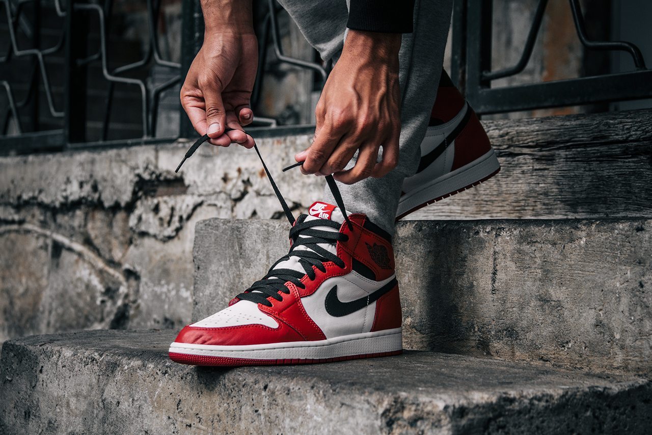 Air Jordan 1 Retro OG Chicago 1