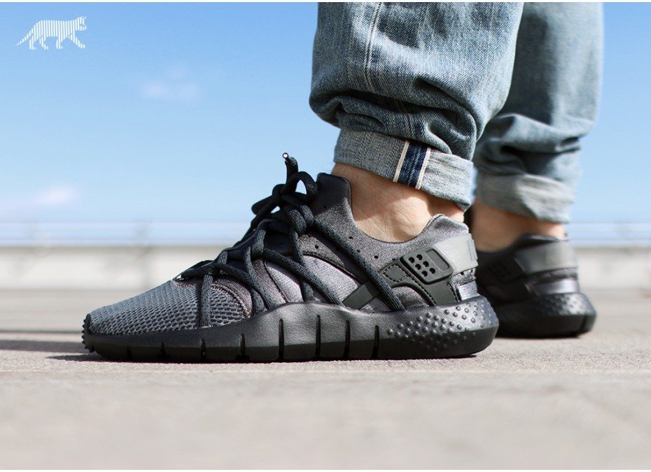 Nike Huarache NM Dark Grey