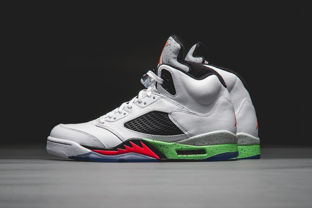 á Air Jordan 5 Retro - 