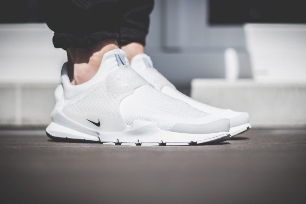 nike sock dart white