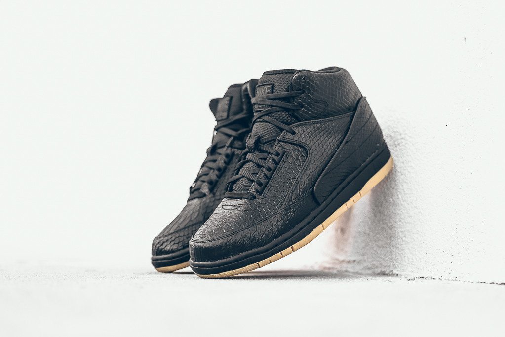 Nike Air Python PRM Black Gum 1