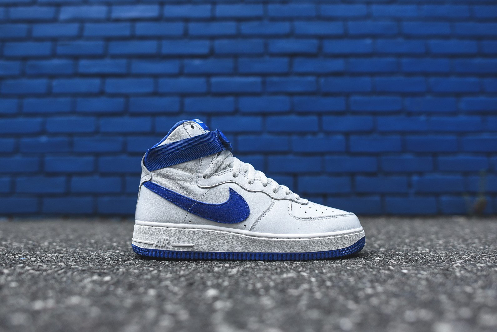 Nike Air Force 1 Hi Retro White Game Royal 2