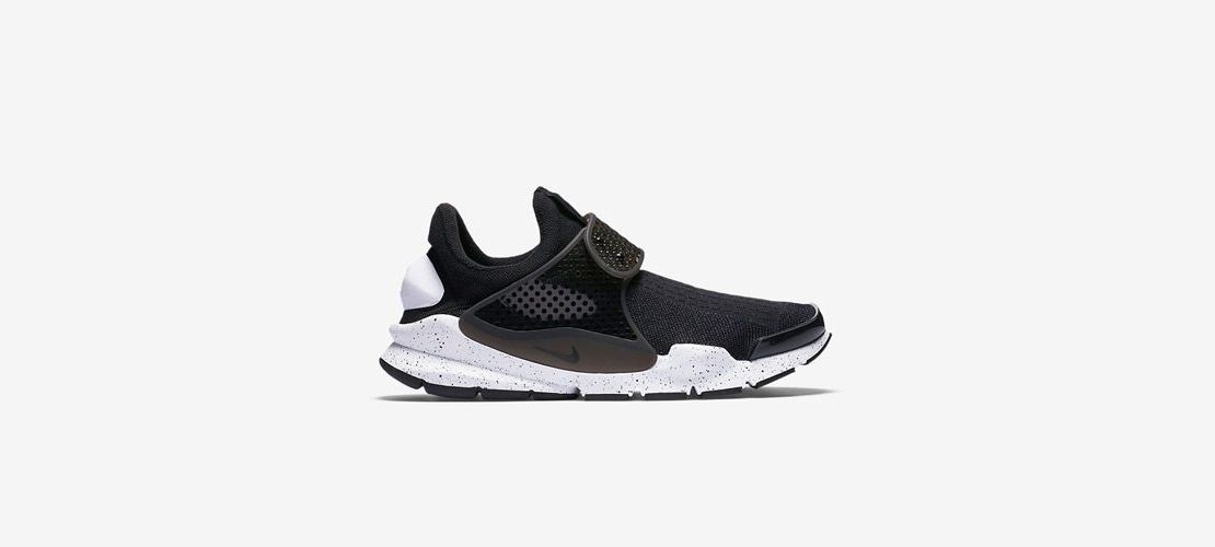 Nike Sock Dart SE Black White 1110x500