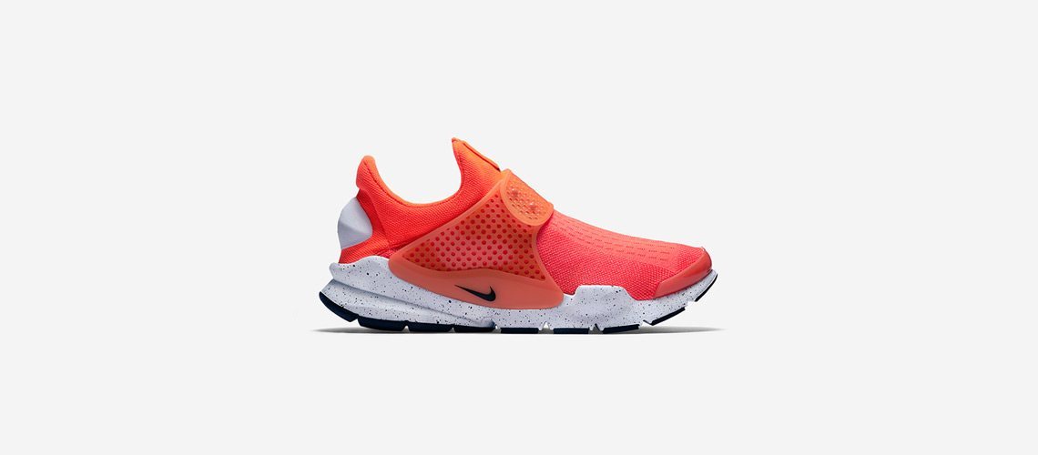 Nike Sock Dart SE Total Crimson