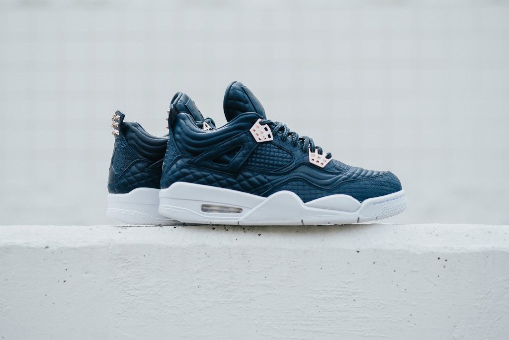 Air Jordan 4 Retro Premium Navy White Release Infos 1