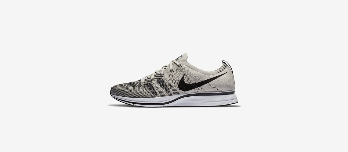 AH8396 001 Nike Flyknit Trainer Pale Grey
