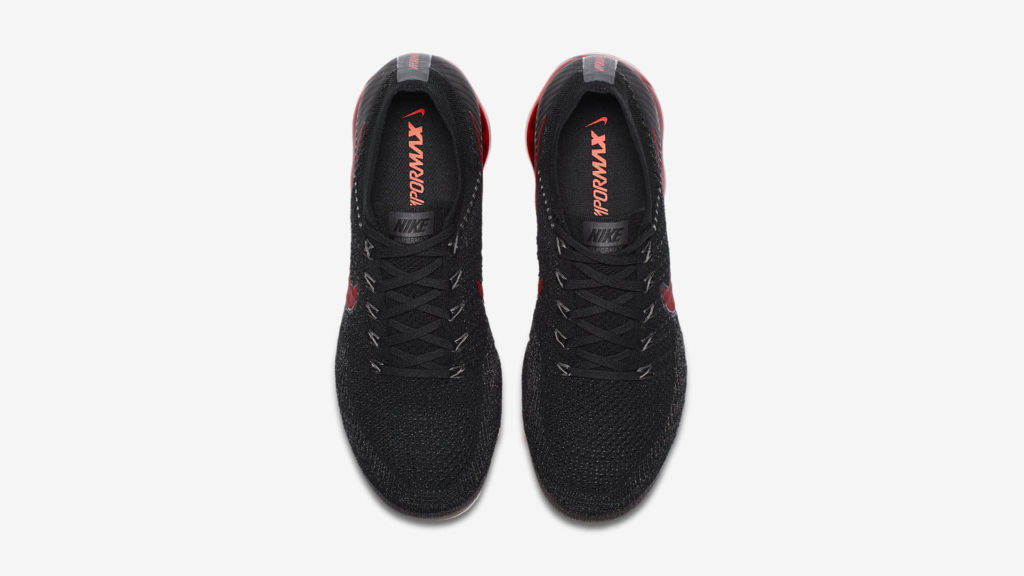 vapormax black dark team red