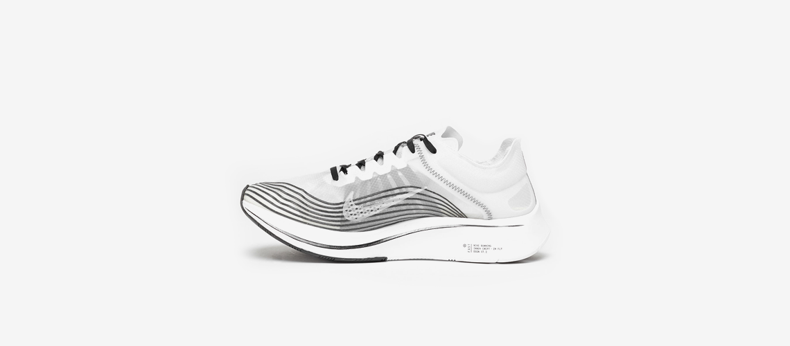 AA3172 101 Nikelab Zoom Fly White Black