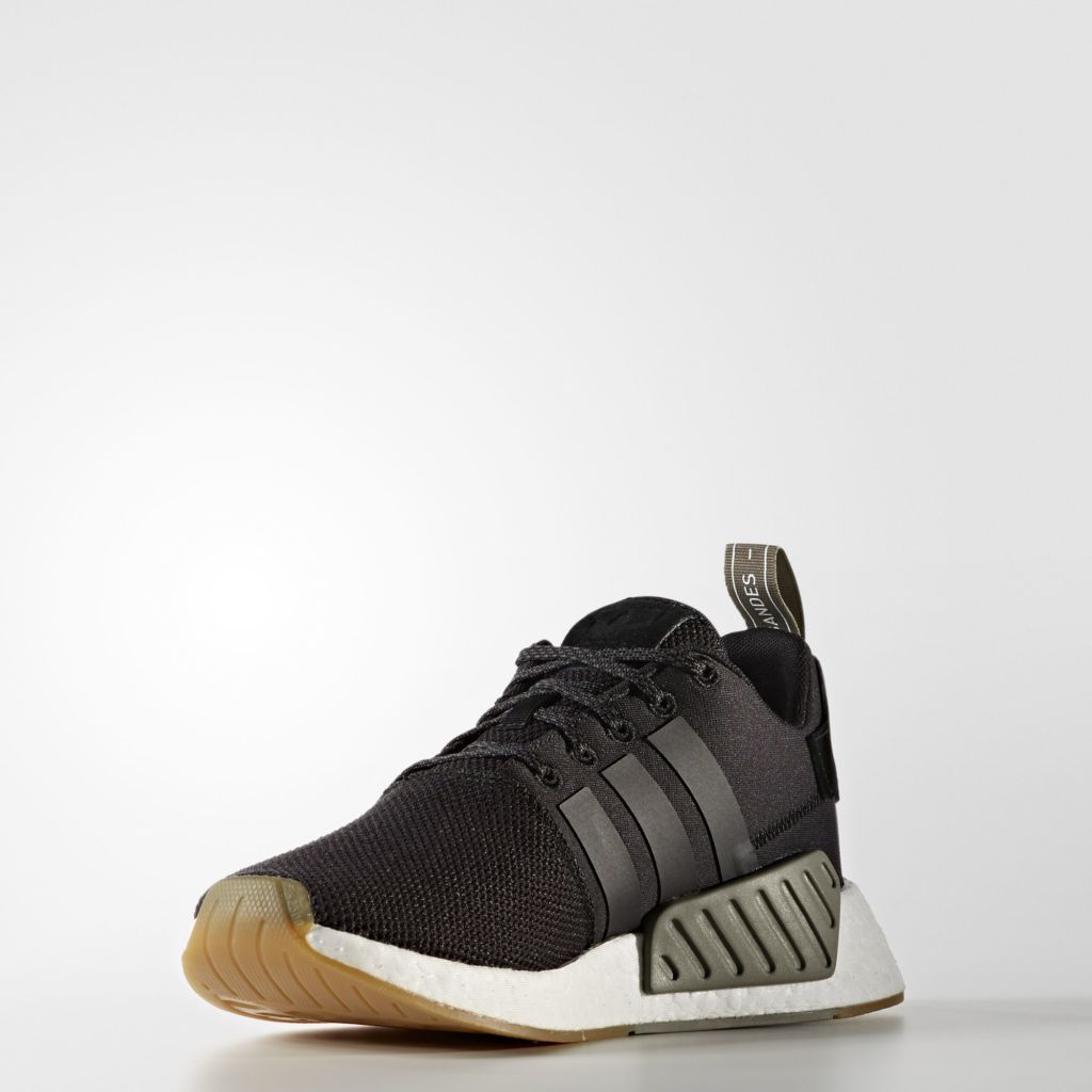 nmd r2 black boost